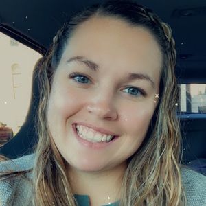 Meet your Posher, Alisha